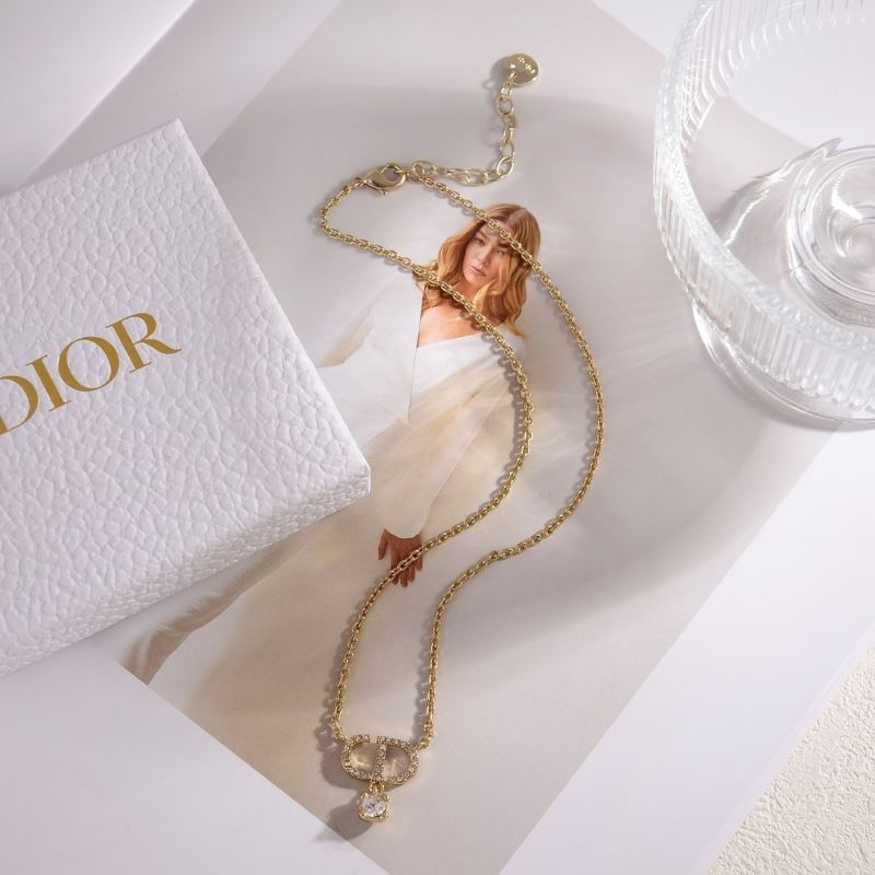 chr1st1an D10r necklaces